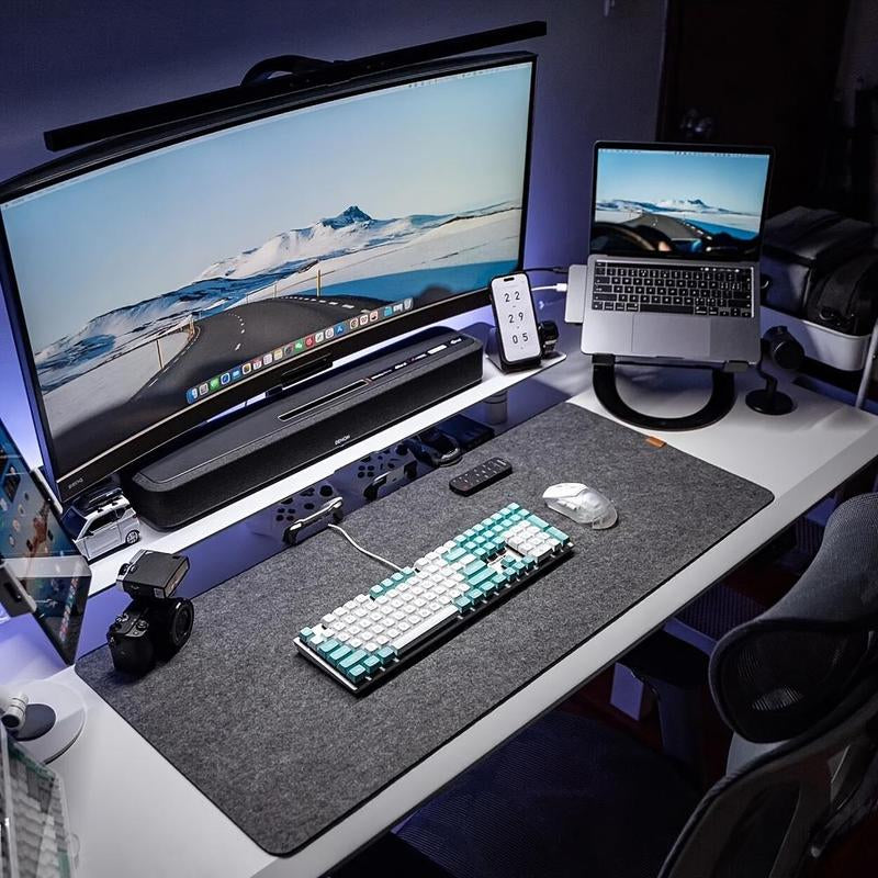 Large Gaming Mouse Pad (Pad Only), 1 Count Non-Slip Office Home Desk Pad, Mouse Mat Supplies for Computer Games E-Sports Office at Home